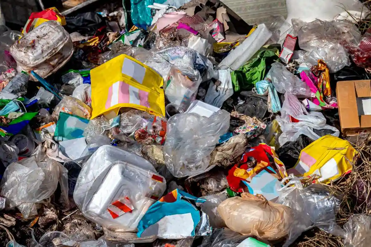 Sampah Bali Bukan Krisis Lingkungan