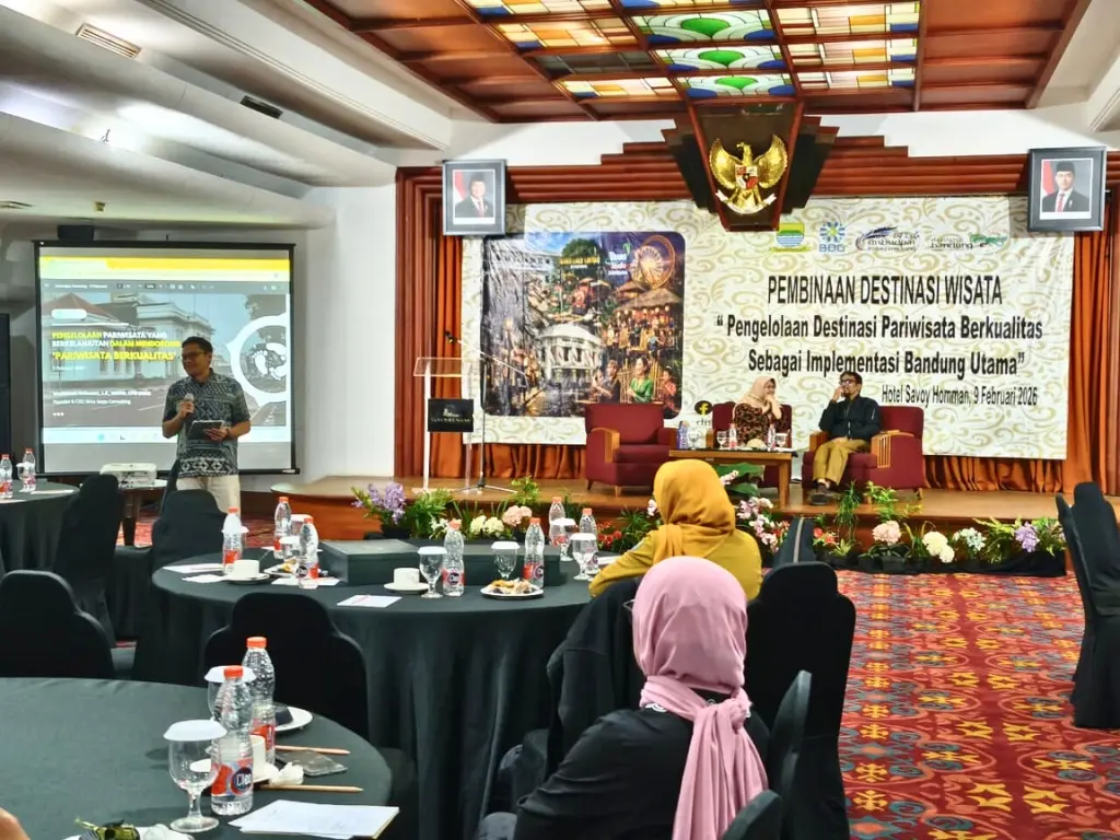 Pengembangan Destinasi Pariwisata: Manajemen Pariwisata Berkualitas Tinggi untuk Bandung Utama