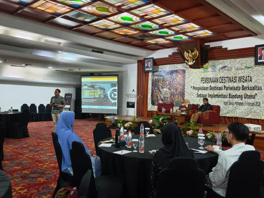 Pengembangan Destinasi Pariwisata: Manajemen Pariwisata Berkualitas Tinggi untuk Bandung Utama